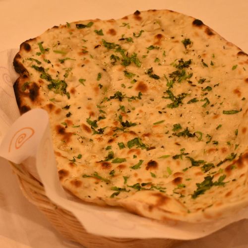 Pan de harina de trigo con ajo.